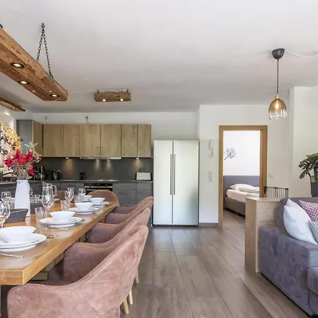 Alpen Danica Chalet