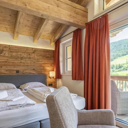 Alpen Danica Chalet *